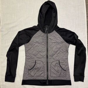 The North Face Women’s Med Grey Black Quilted Windbreaker Full Zip Hooded Jacket